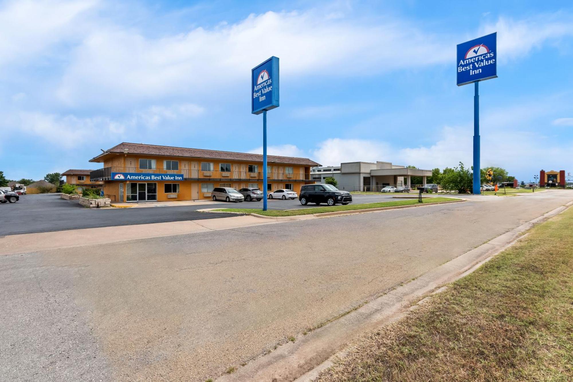 Americas Best Value Inn Стилуотер Экстерьер фото