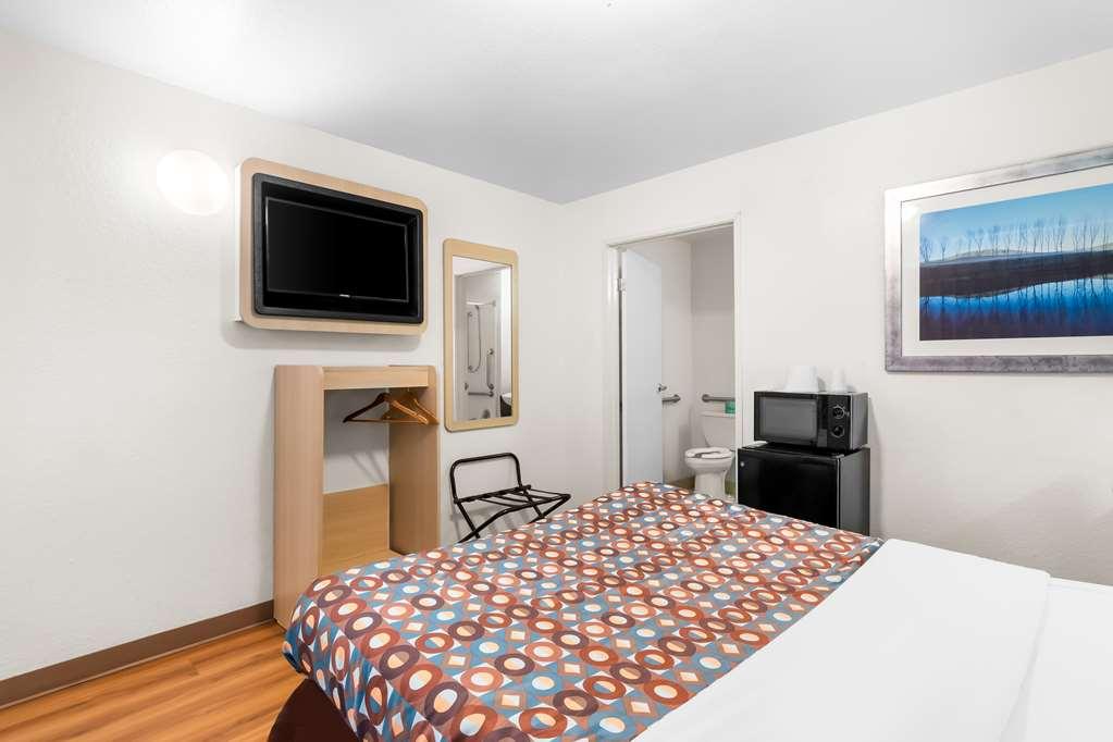 Americas Best Value Inn Стилуотер Номер фото
