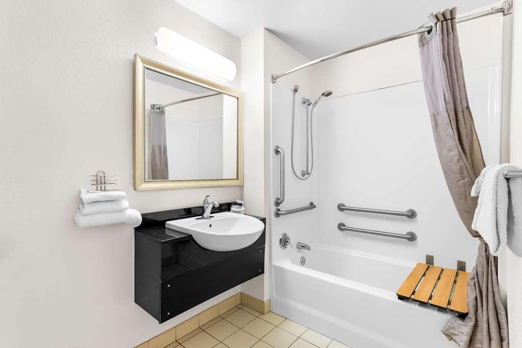 Americas Best Value Inn Стилуотер Номер фото