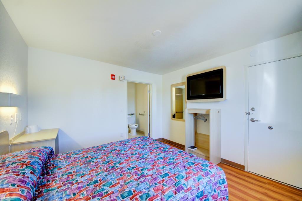 Americas Best Value Inn Стилуотер Экстерьер фото